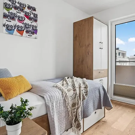Ms Admiral Apartment